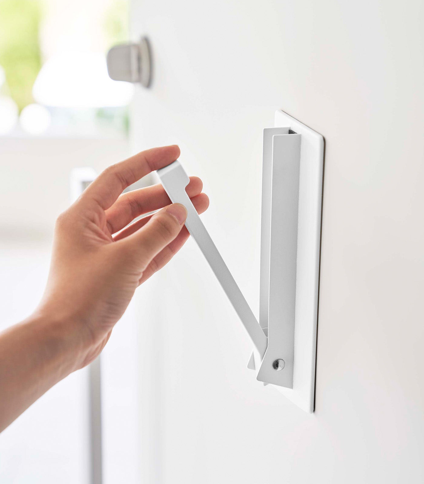 Folding Hook Magnetic Steel Tool-Free Installation