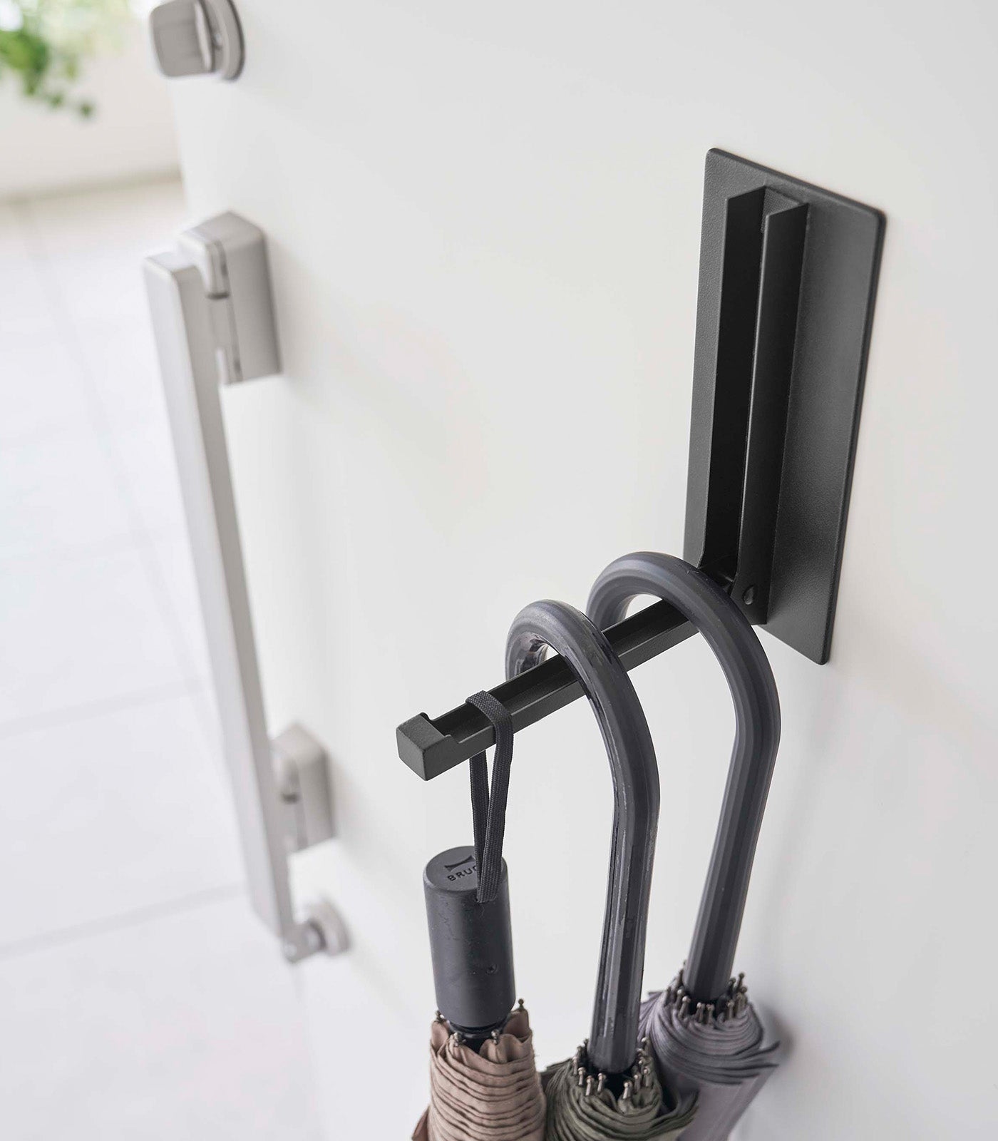 Folding Hook Magnetic Steel Tool-Free Installation