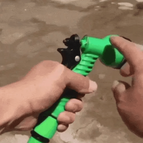 Garden Hose 3x Expandable Kink-Resistant 7-Function Nozzle