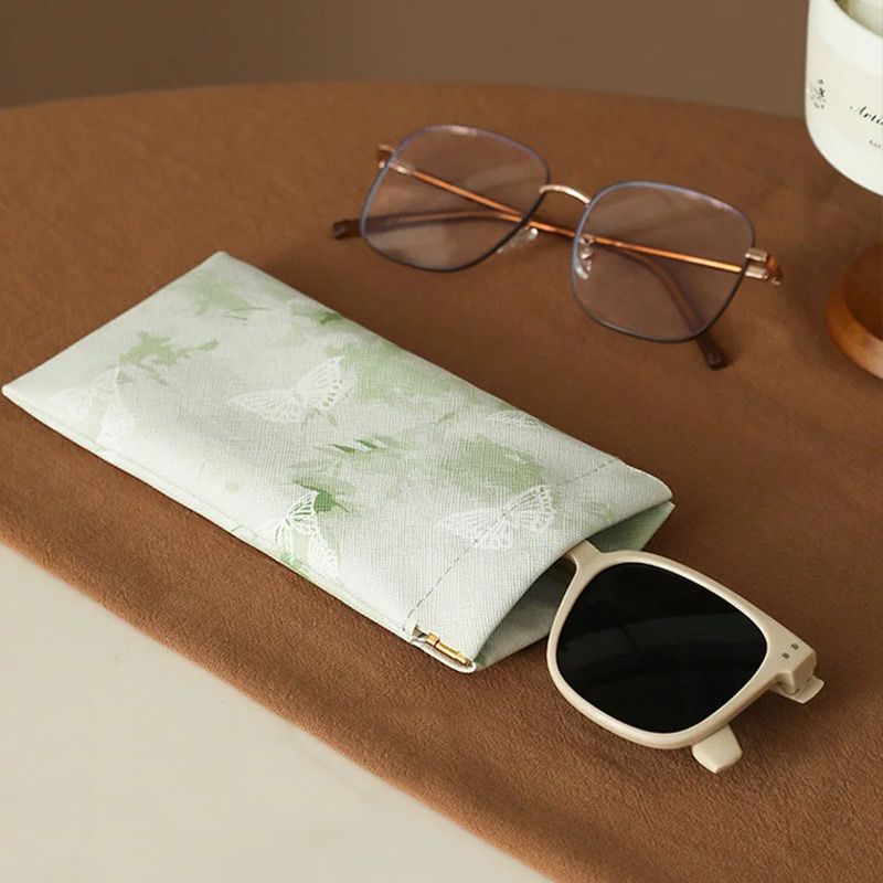 Glasses Case Self-Closing Microfiber Lined