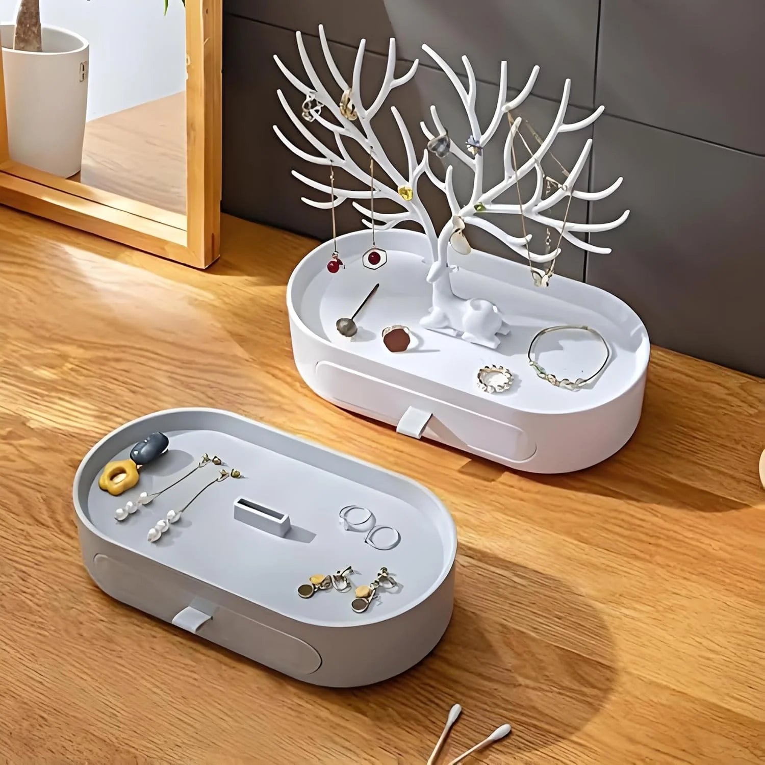 Jewelry Stand Tree Design & Integrated Drawer
