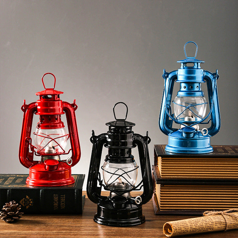 Kerosene Lantern Metal Shade & Weatherproof