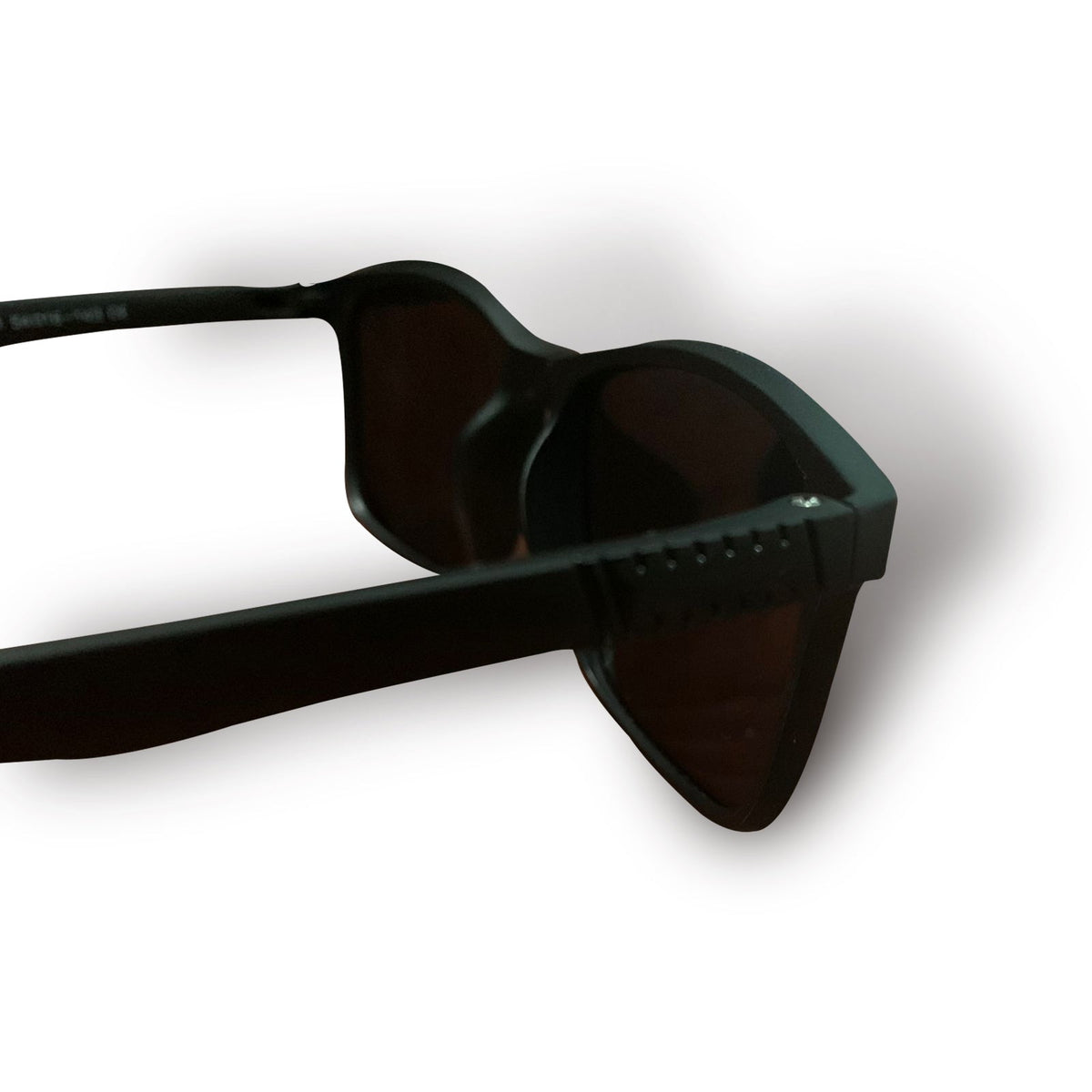 Men's Sunglasses Polarized Lenses & 100% UV Protection