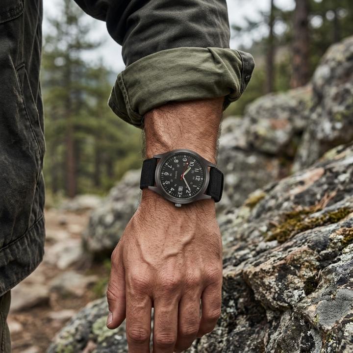 Military Watch Shock-Resistant Nylon Strap Water-Resistant 98 Ft