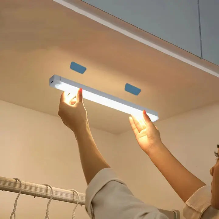 Motion Sensor Light Magnetic Mount USB-C Rechargeable