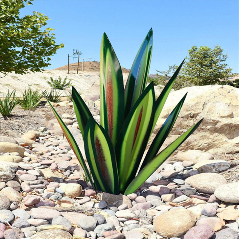 Outdoor Garden Light Handcrafted Metal Agave Solar-Powered & Weatherproof