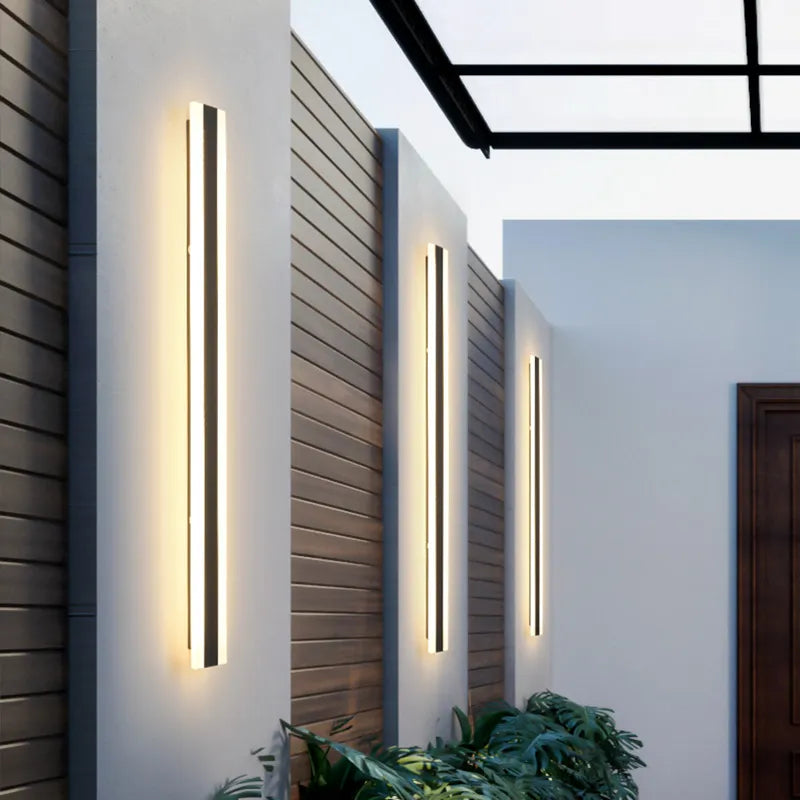 Outdoor LED Wall Light IP65 Selectable Warm & Cool