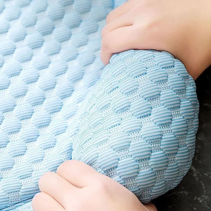Pet Cooling Mat Cloud-Shaped Cooling Fiber & Machine Washable