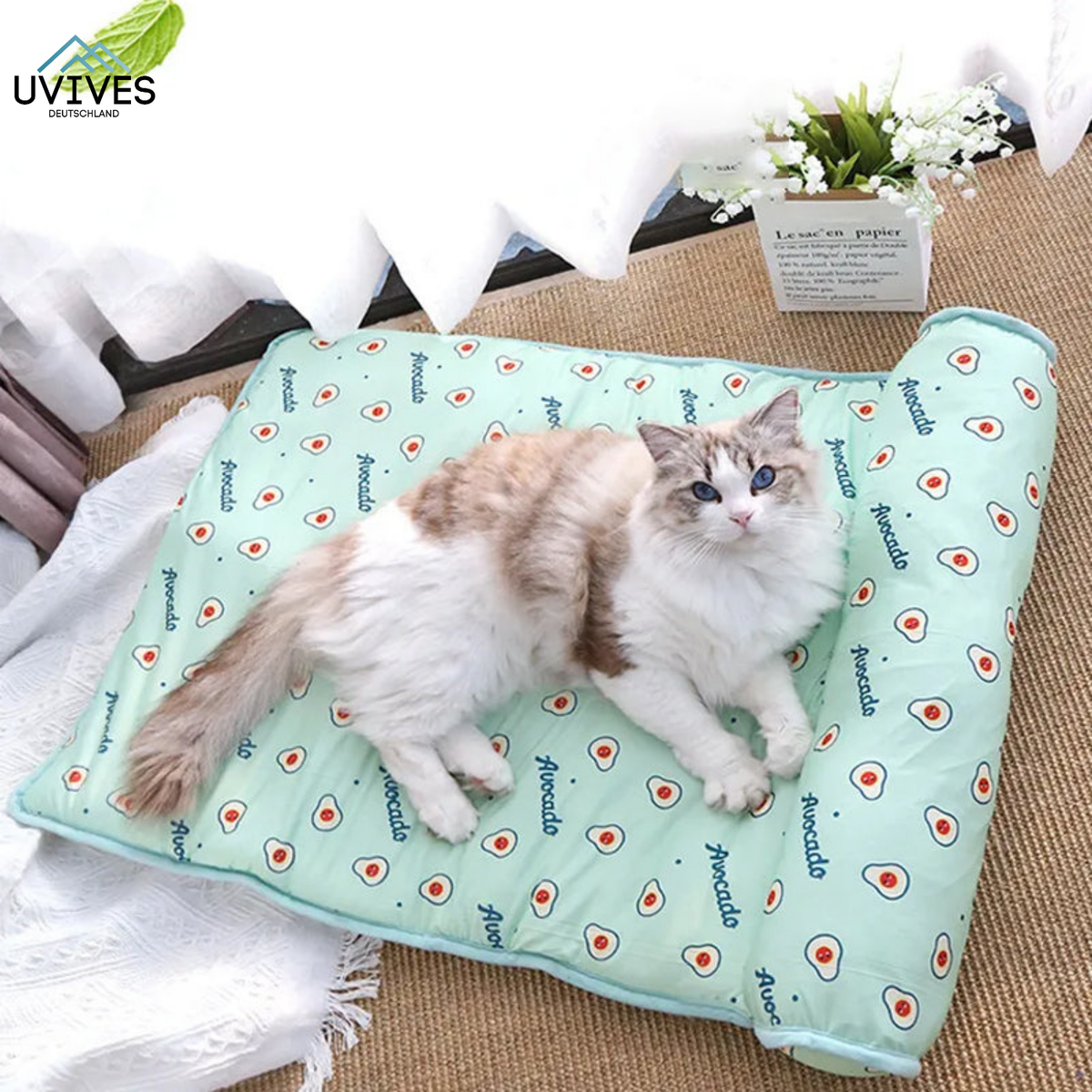 Pet Cooling Mat Self-Cooling Ice Silk Machine Washable