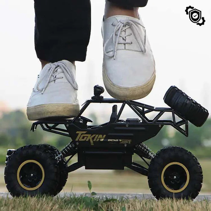 Remote Control Truck 4WD & Dual Motor 262 Ft Range