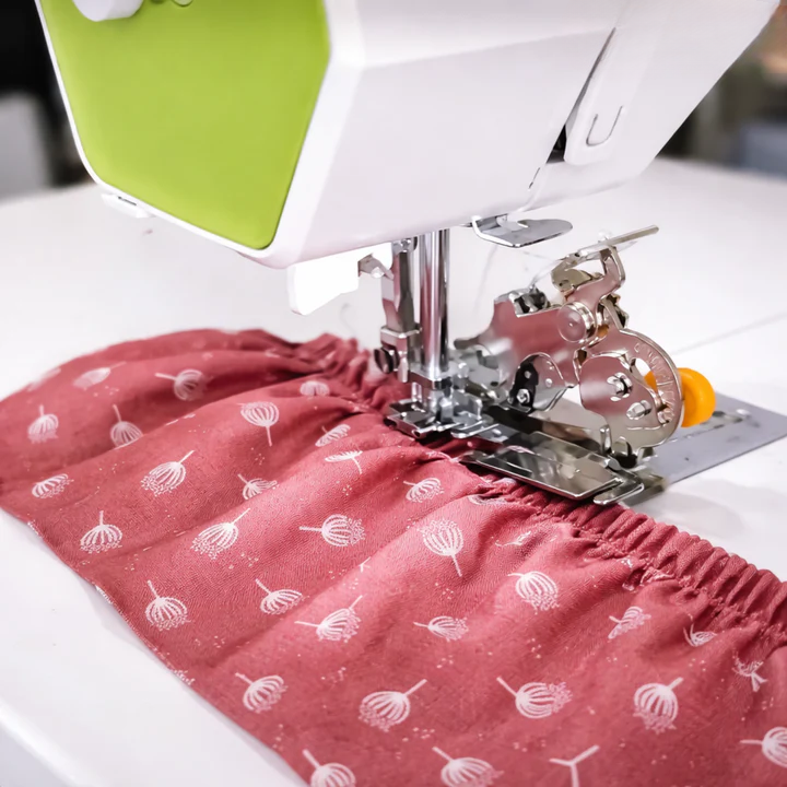 Ruffler Foot 4-Setting Adjustable Short-Shank Fit