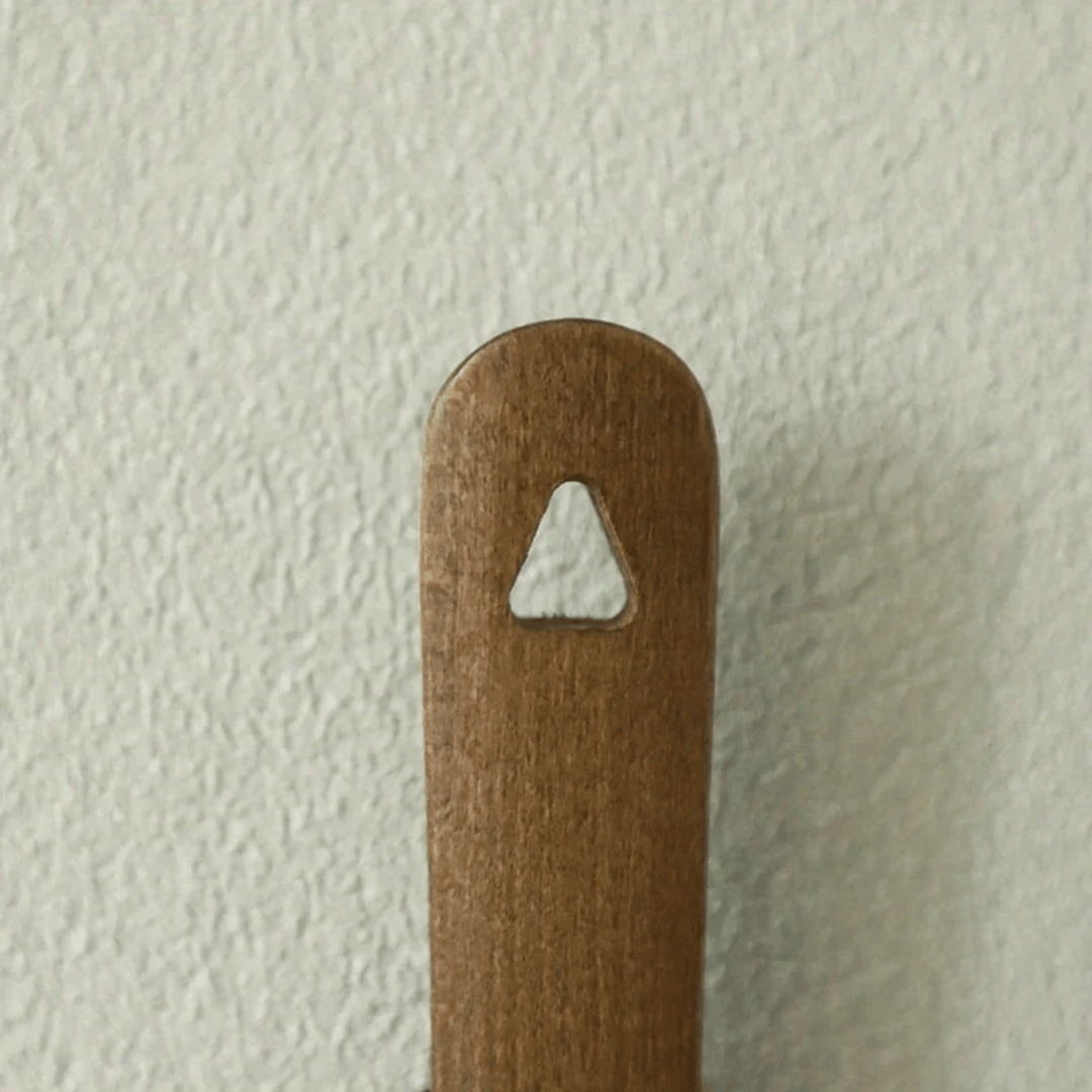 Shoe Horn Magnetic Ergonomic Natural Wood