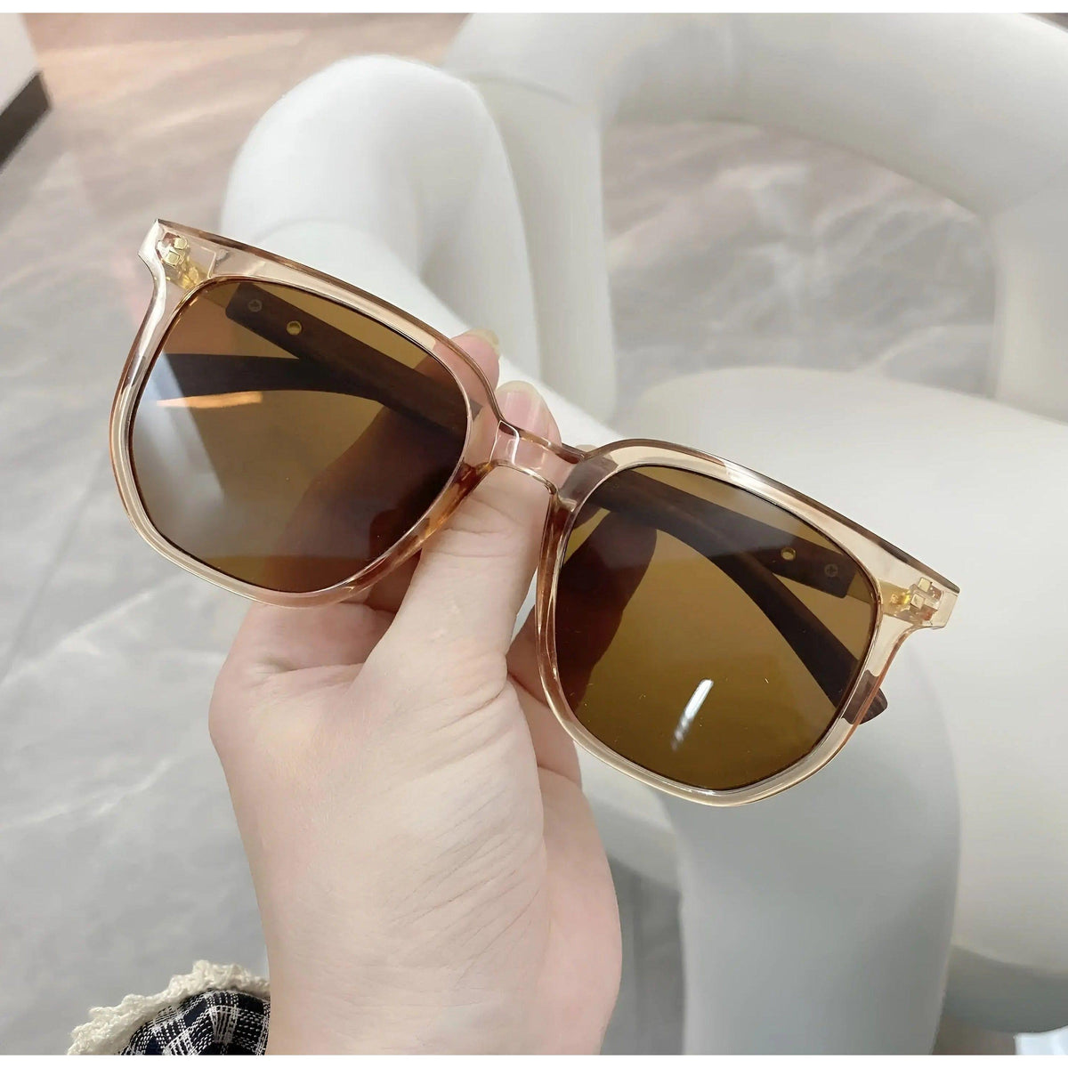 Sunglasses Square Retro Frame UV400 Protection Adjustable Fit