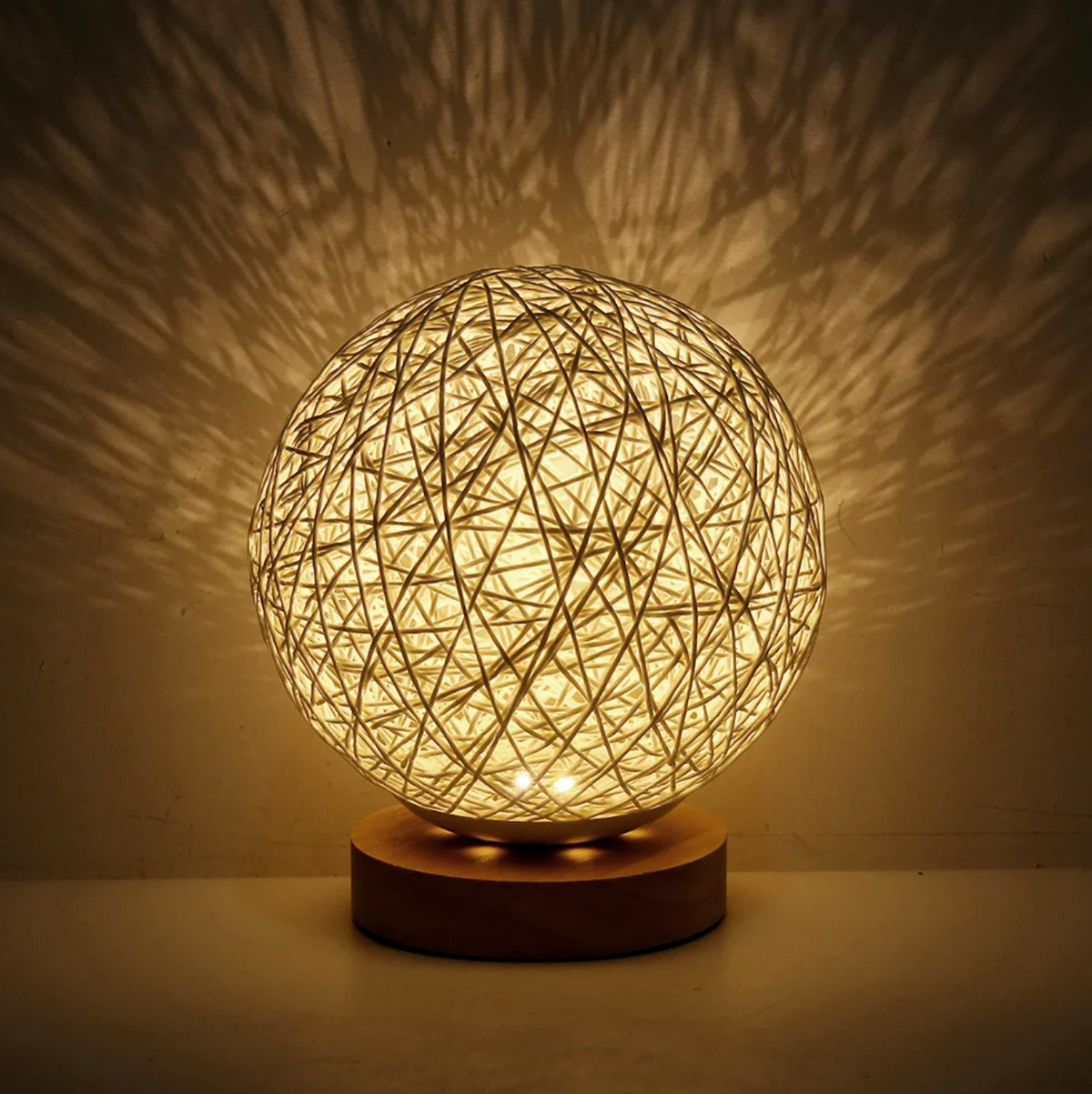 Table Lamp Handwoven Rattan USB-Powered Dimmable LED