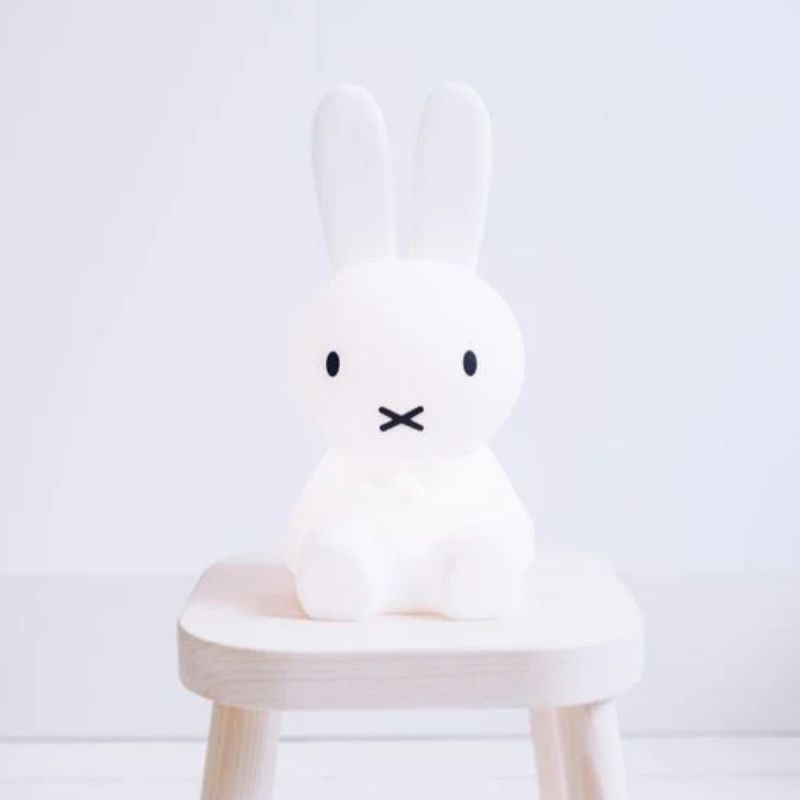 Table Lamp Minimalist Bunny Figure Warm LED Night Light