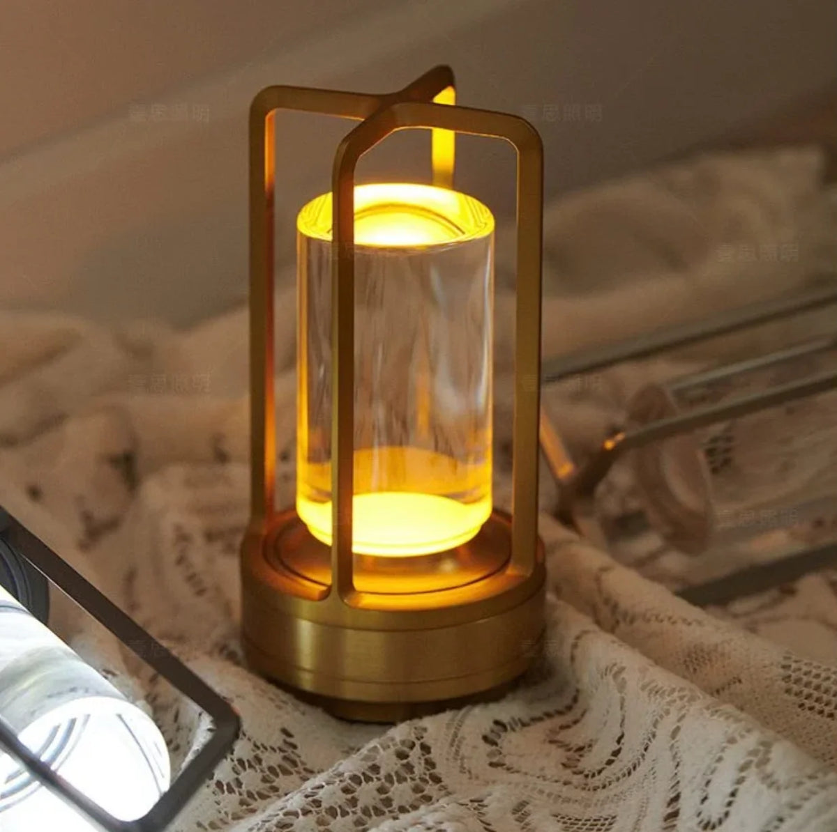 Table Lamp Wireless USB-C Rechargeable 3-Color Touch Dimmer