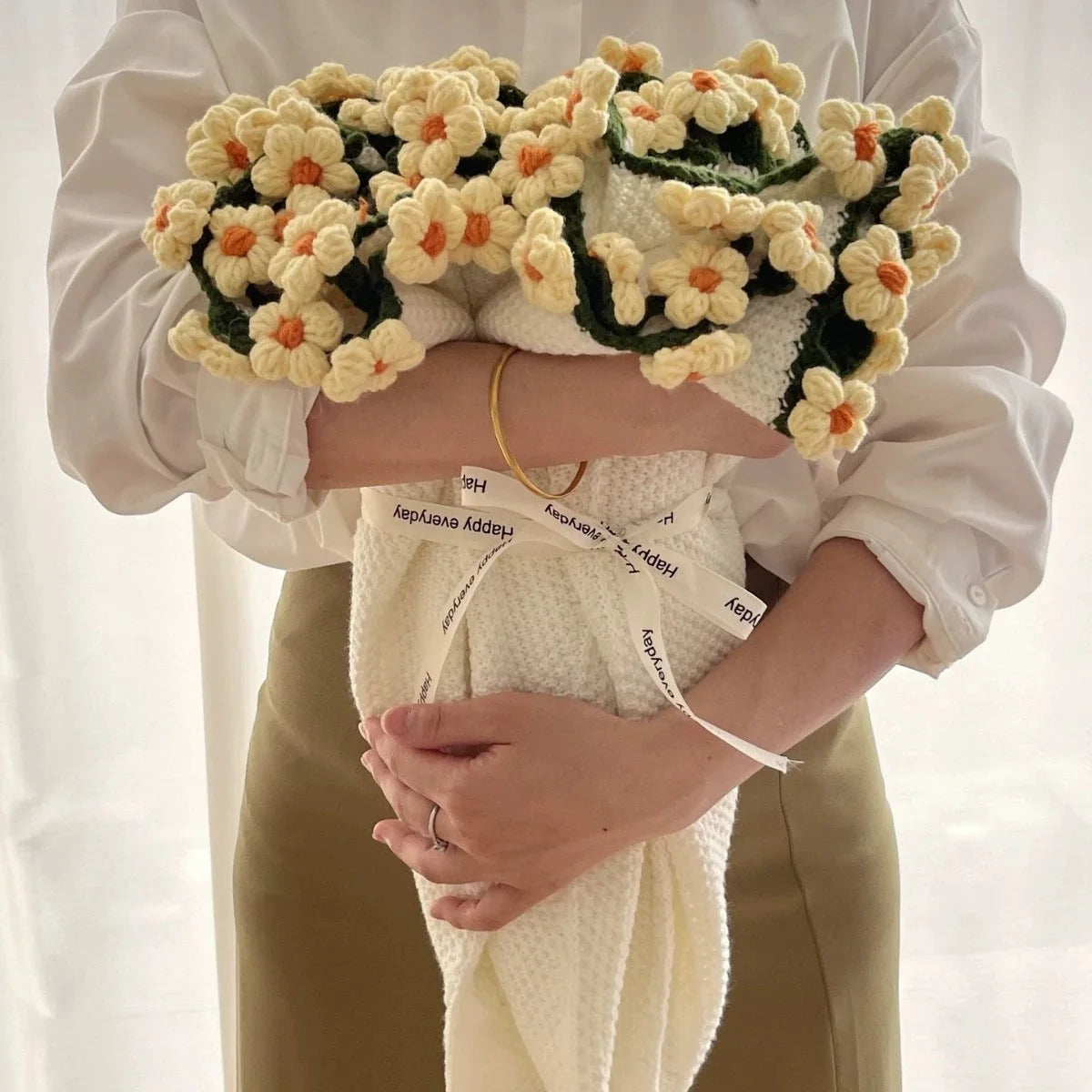 Throw Blanket Double-Knit Crocheted Flower Appliqués