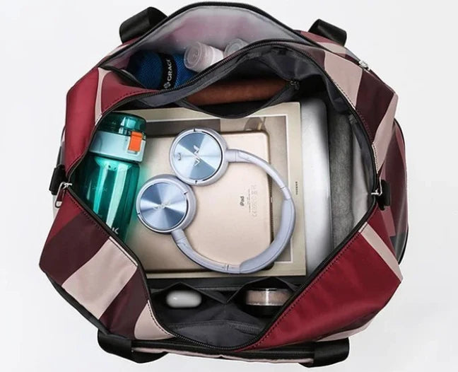 Travel Bag Foldable Space-Saving Zippered Wet Compartment 20-35L