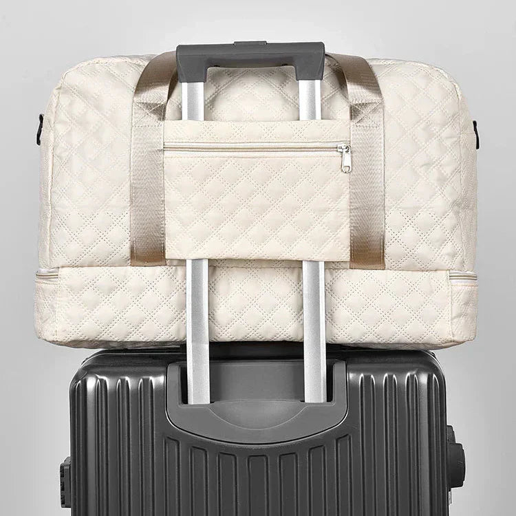 Travel Bag Quilted Water-Repellent Shoe Compartment & Wet Zone