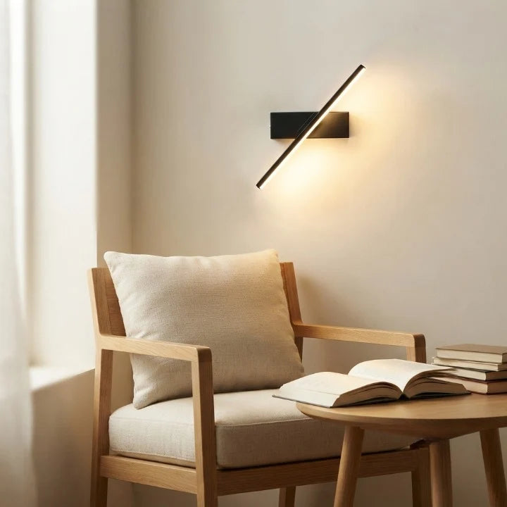 Wall Light Swiveling LED Bar Slim Aluminum Hardwired