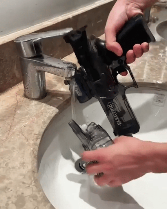Water Gun LED Lighting & Quiet Silencer 105-Min Playtime