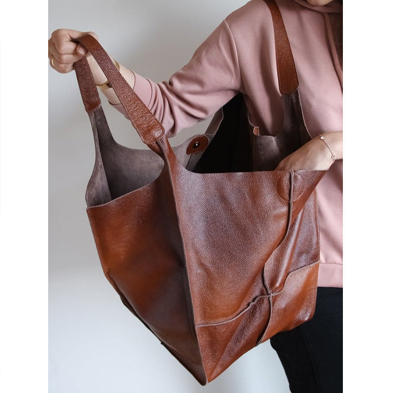 Weekender Bag PU Leather & Adjustable Straps Spacious Interior