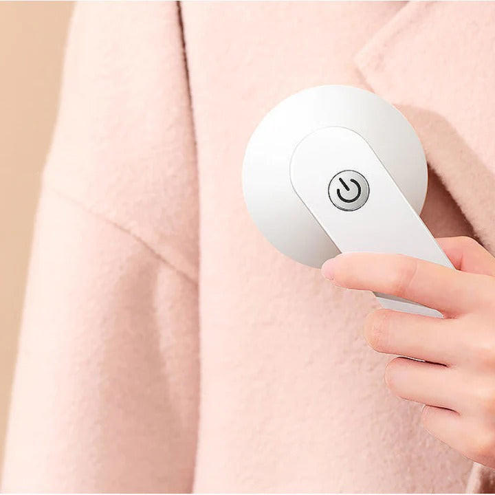 Cordless Fabric Refresher for Lint and Pet Hair Removal
