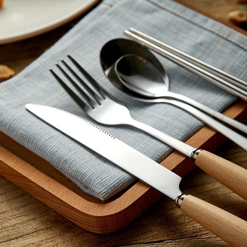 Sophisticated Dining Utensil Set | 5-Piece Wooden Handle Design