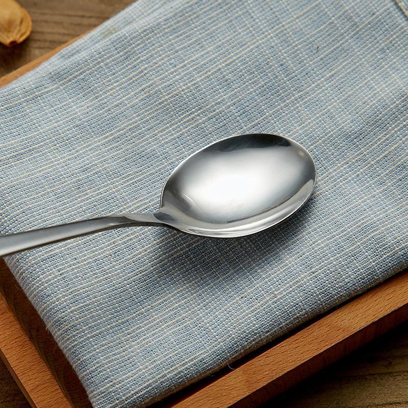 Sophisticated Dining Utensil Set | 5-Piece Wooden Handle Design