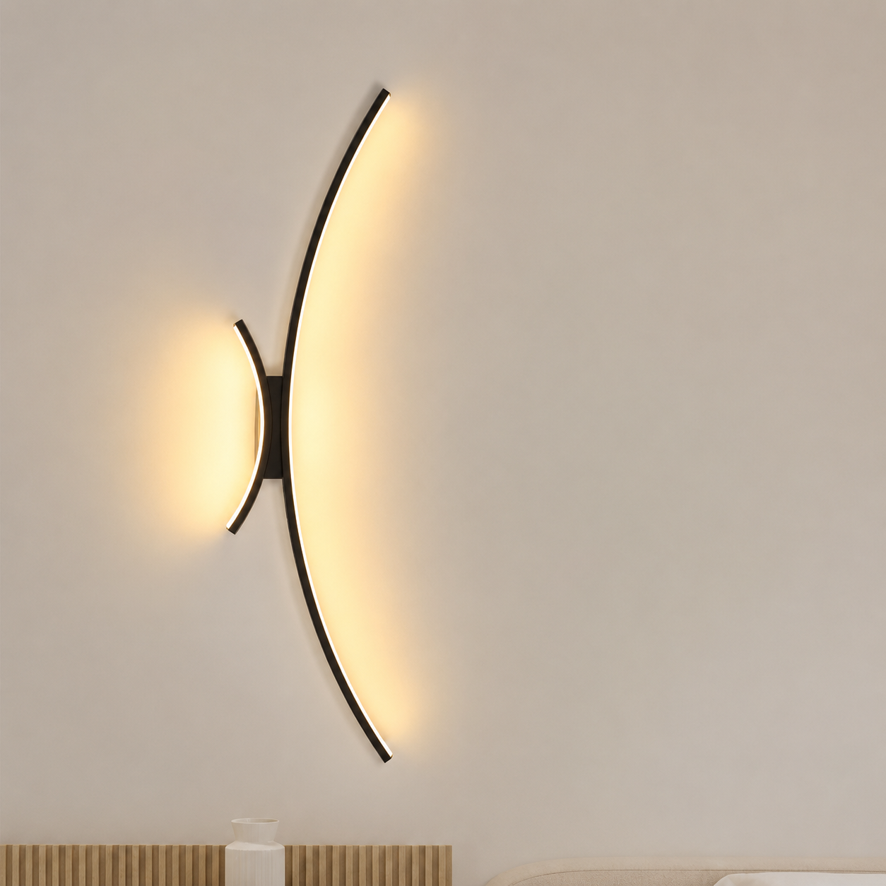 Sleek Wall Light Fixture with Warm LED Ambiance | Stylish Home Accent