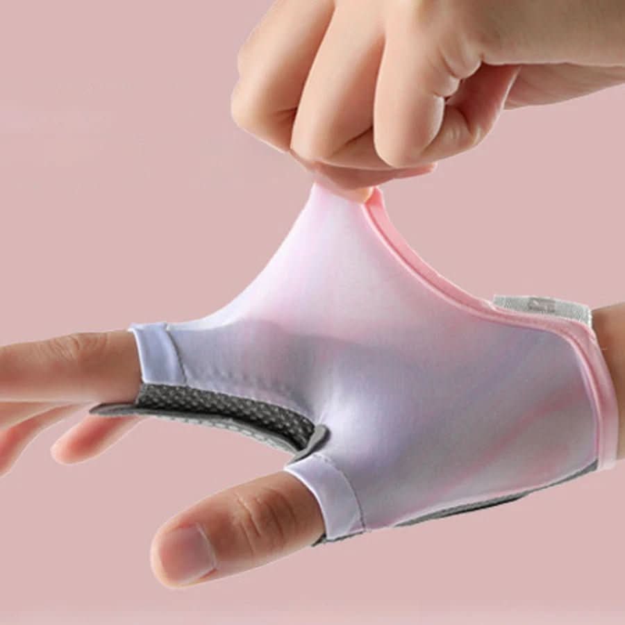 FlexiFit | Breathable Workout Gloves for Enhanced Grip & Comfort