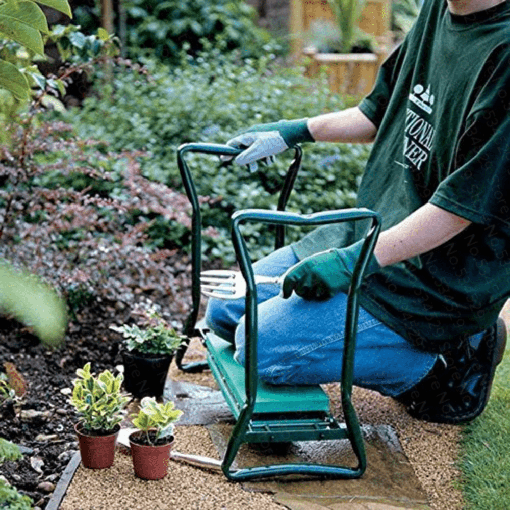 GardenEase - Versatile Seat and Knee Pad with Storage for Effortless Gardening
