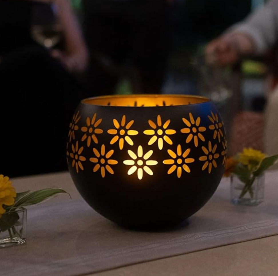 Solar Blossom | Eco-Friendly Outdoor Light with Auto On/Off