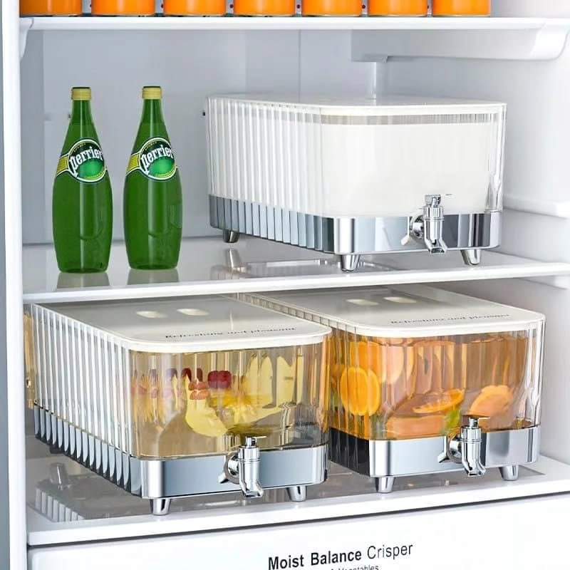 Large Capacity Beverage Dispenser with Ergonomic Handle