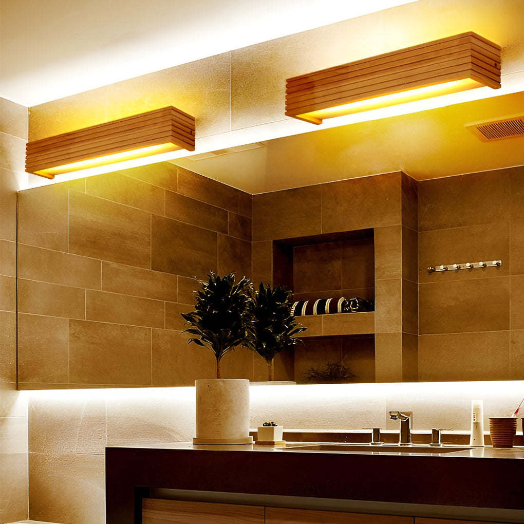Elegant Wall-Mounted Light Fixture with Natural Finish