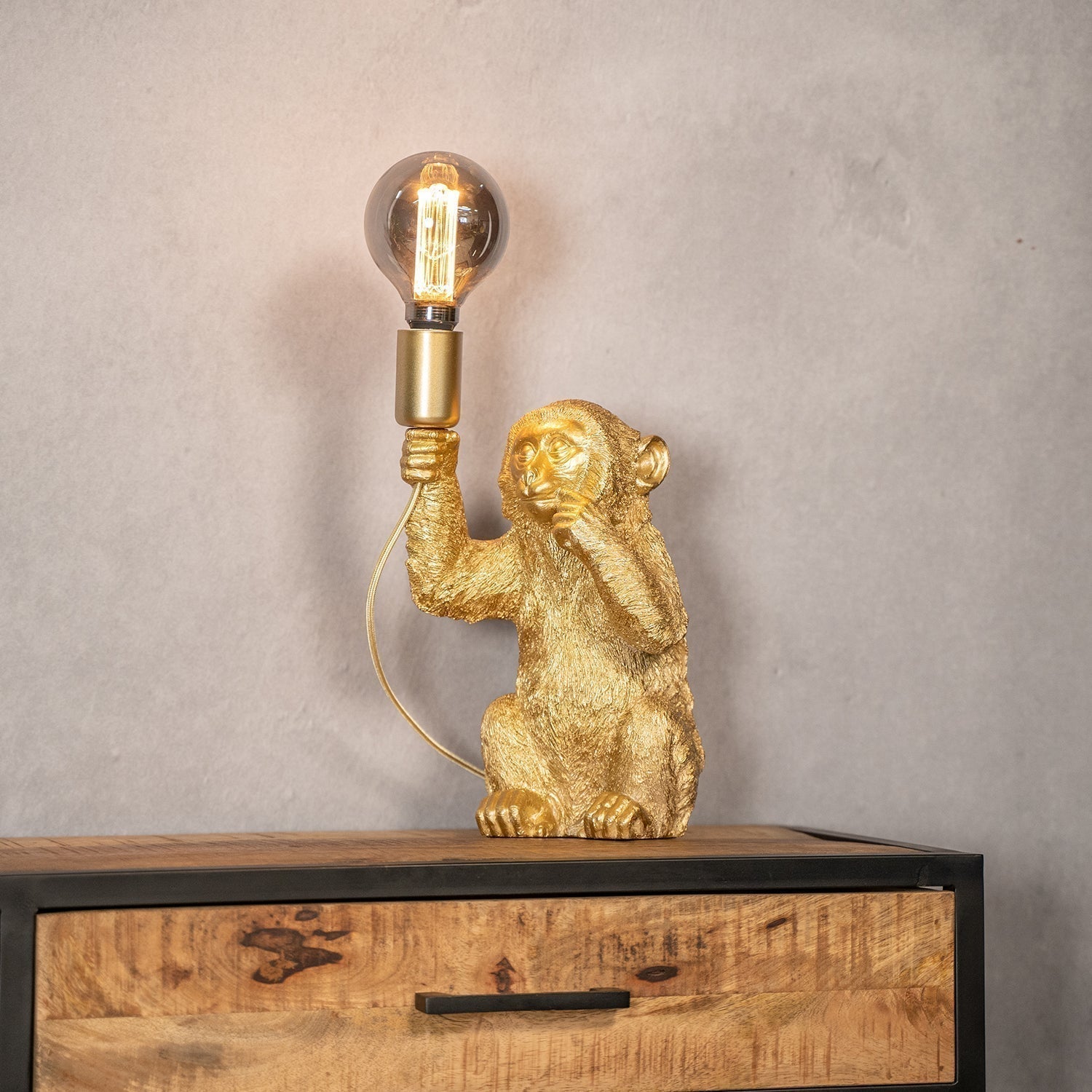 Decorative Table Lamp in Gold Finish