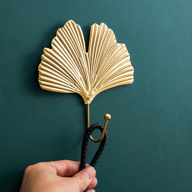 Leaf-Shaped Wall Hook in Gold Finish – Cast Iron Design
