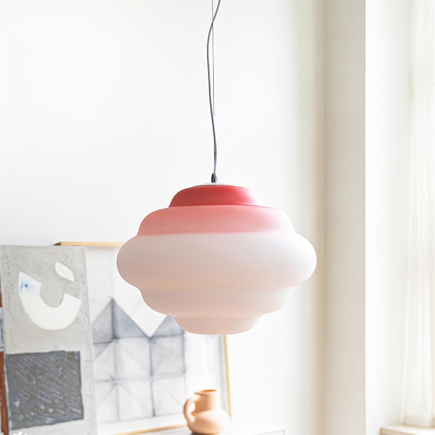 Gradient Pendant Light with Soft Light Diffusion