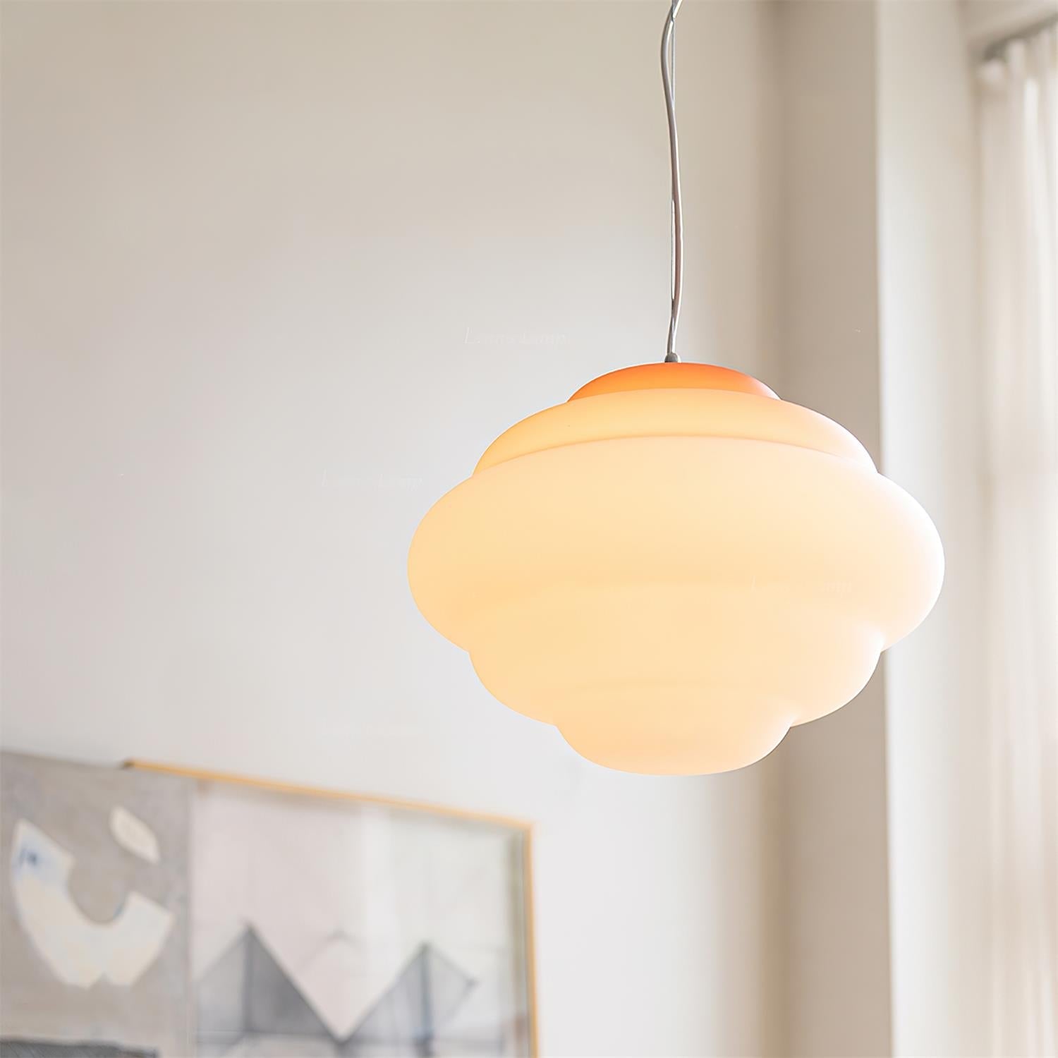 Gradient Pendant Light with Soft Light Diffusion