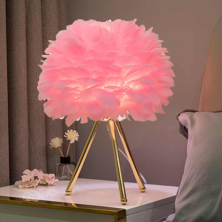 Feathered Dimmable Table Light – Elegant Design