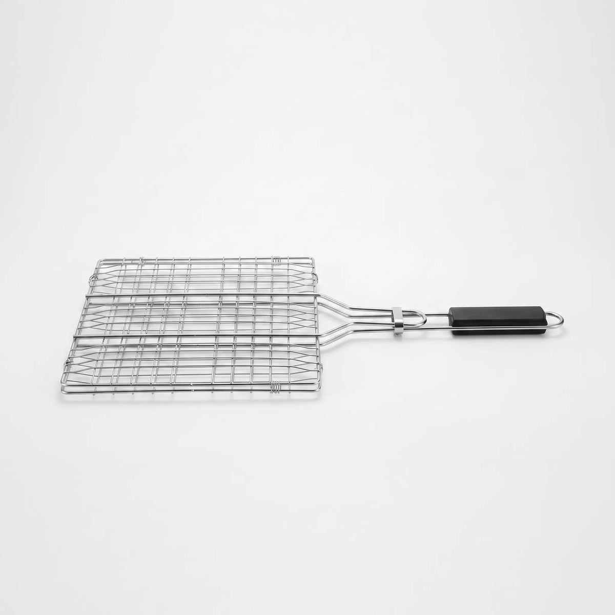 Outdoor Cooking Basket with Hinged Design for Easy Use