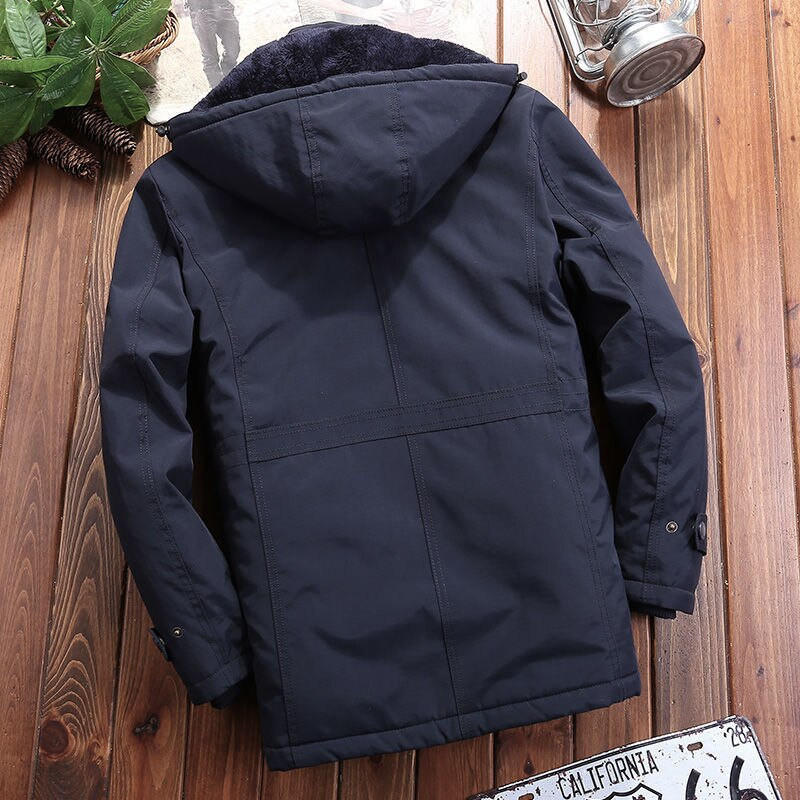 Versatile Insulated Fleece Jacket with Multiple Pockets