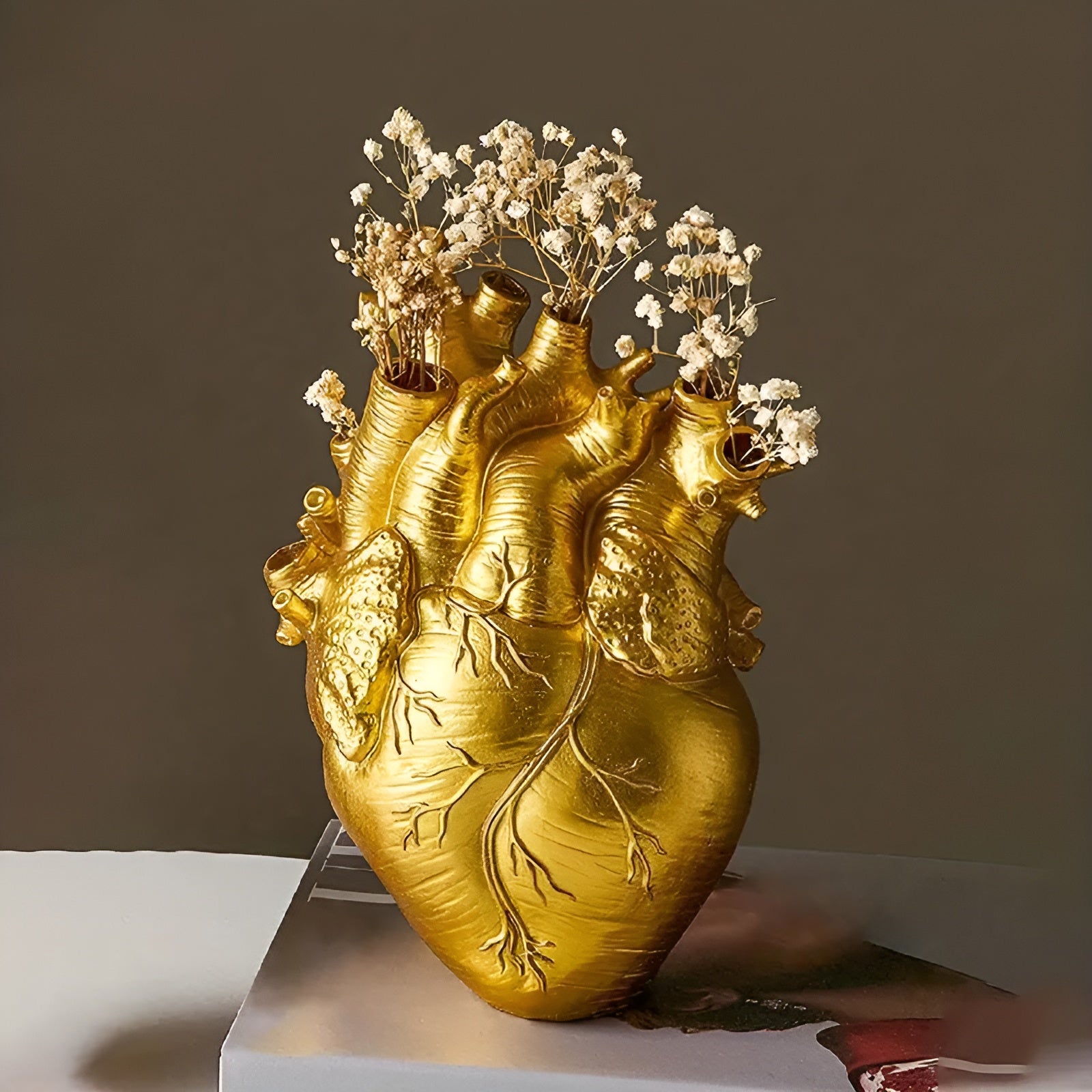 Charming Eco-Friendly Heart Vase for Floral Displays