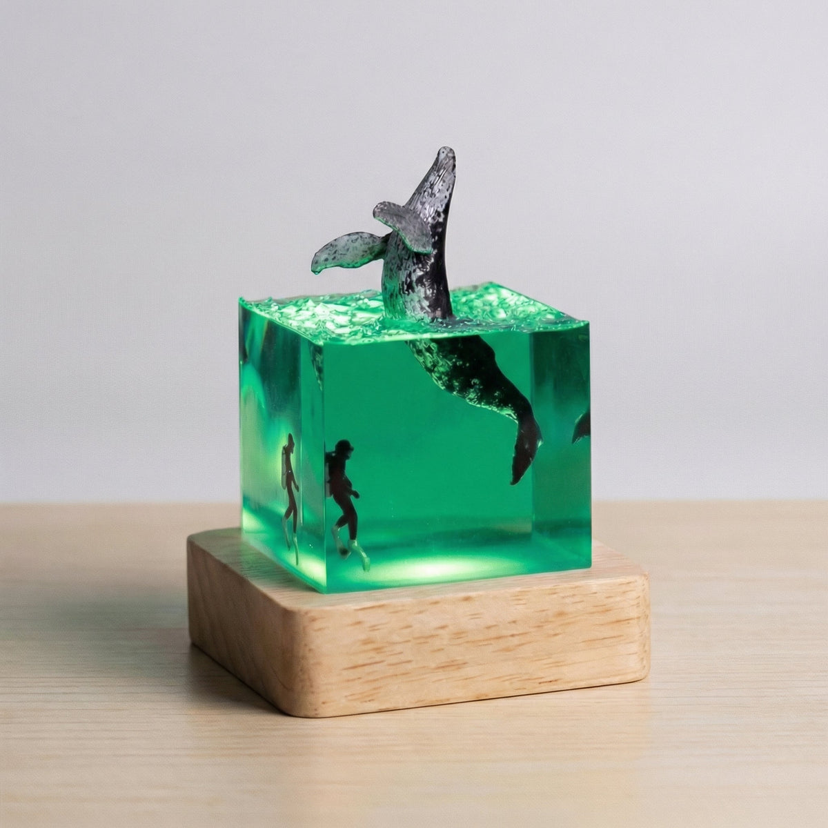 Table Lamp with Landscape Design – Aquareve Style