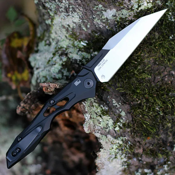 AdventureReady | Versatile Utility Tool with Precision Blade