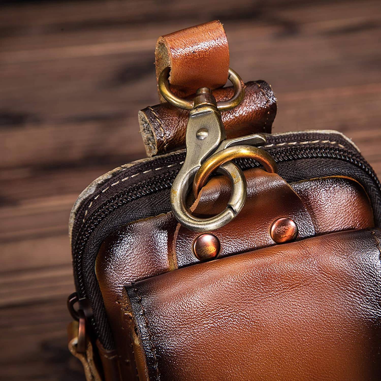 Everyday Comfort Waist Bag | Premium Leather with Adjustable Fit