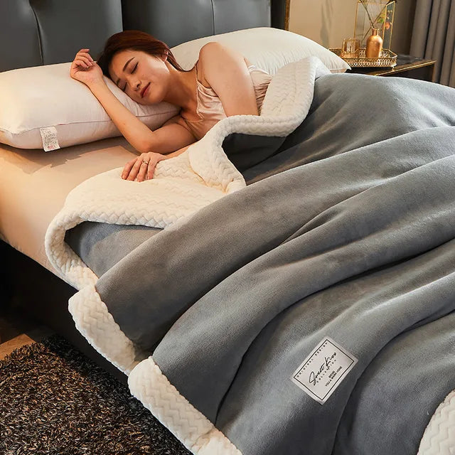Cozy Fleece Throw Blanket for Warmth and Comfort