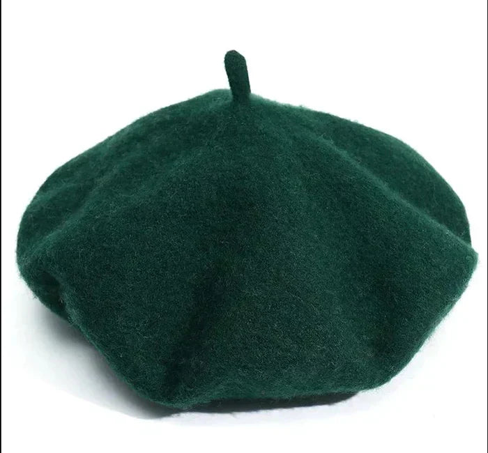 Chic Wool Beret | Cozy Winter Hat with Flexible Fit