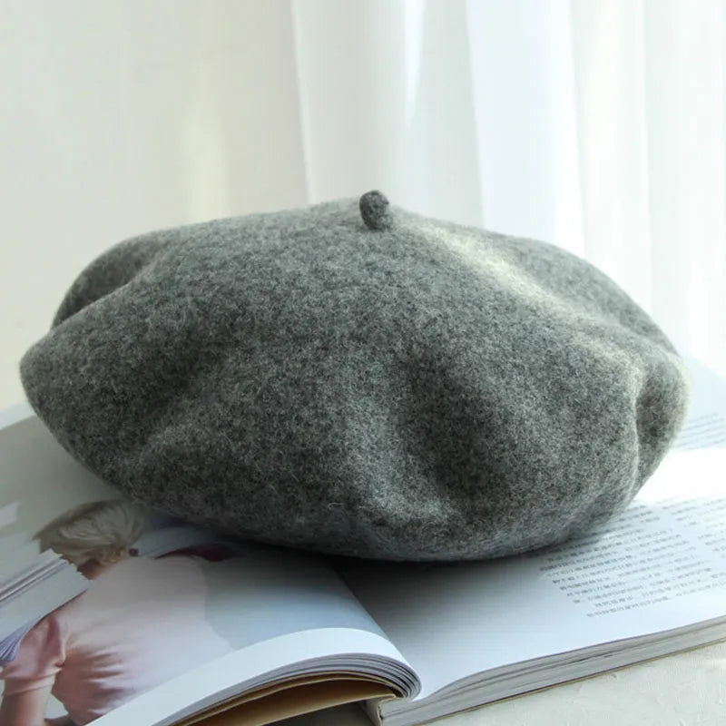 Chic Wool Beret | Cozy Winter Hat with Flexible Fit