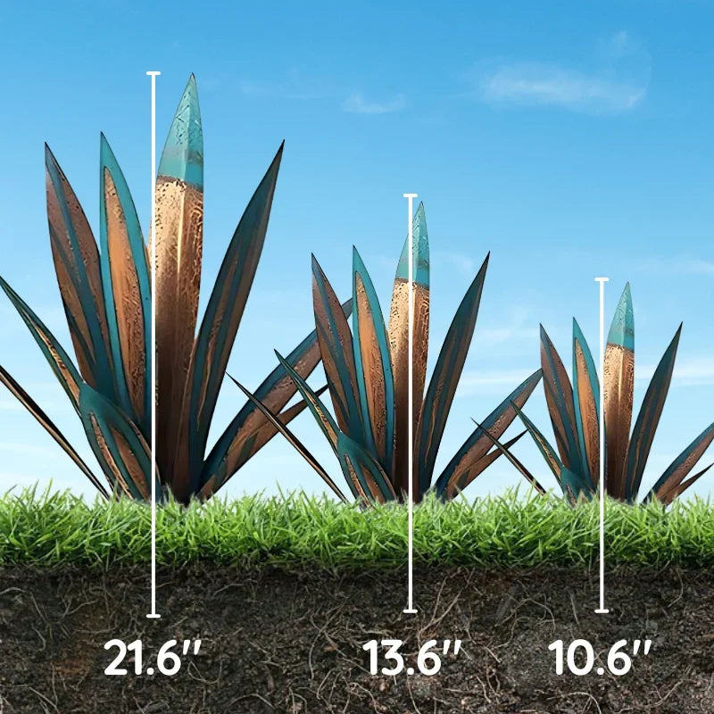 Rustic Metal Agave Plant for Home and Garden Decor